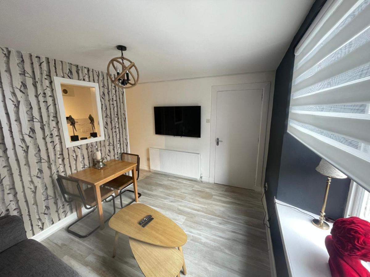 Alpine Apartments - 2 Blairgowrie and Rattray ภายนอก รูปภาพ